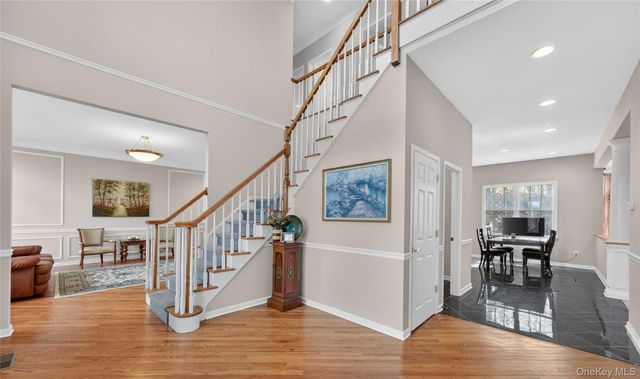19 Parkview Circle, Carmel, NY 10512