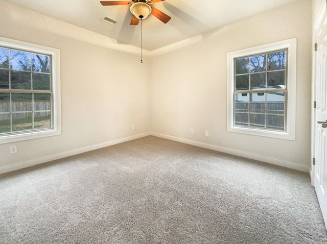 1443 Winterberry Dr, Murfreesboro, TN 37130