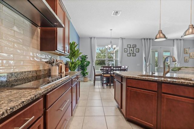 9953 SUMMERLAKE GROVES STREET, Winter Garden, FL 34787