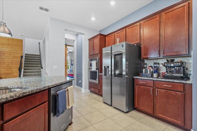 9953 SUMMERLAKE GROVES STREET, Winter Garden, FL 34787