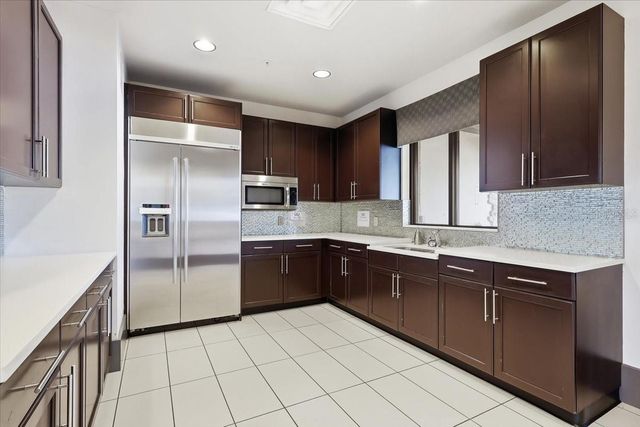 9953 SUMMERLAKE GROVES STREET, Winter Garden, FL 34787