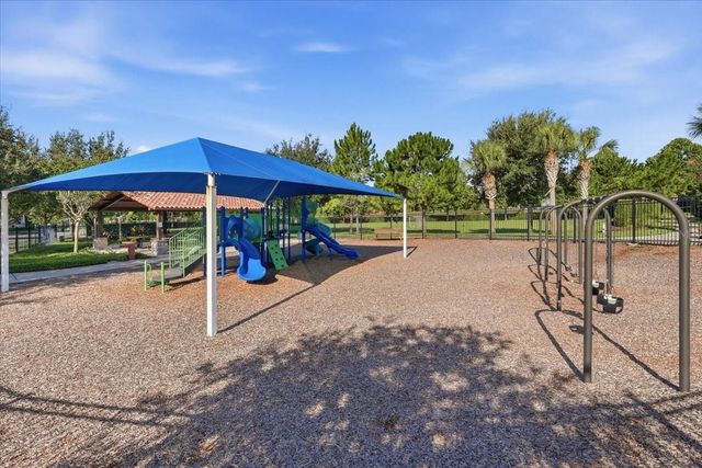 9953 SUMMERLAKE GROVES STREET, Winter Garden, FL 34787
