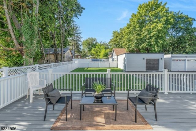 12 Irving St, Montclair Twp., NJ 07042