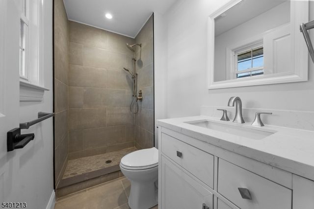 14 Harwich Rd, Mount Olive Twp., NJ 07836