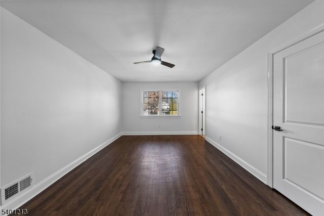 14 Harwich Rd, Mount Olive Twp., NJ 07836