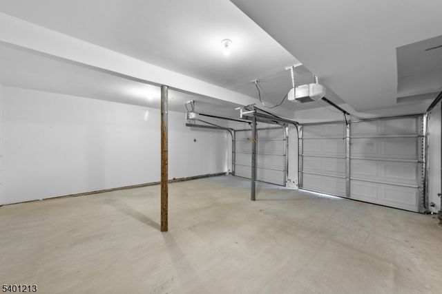 14 Harwich Rd, Mount Olive Twp., NJ 07836