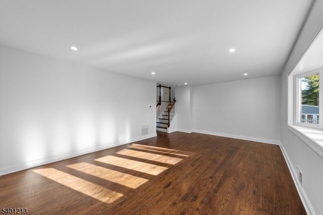 14 Harwich Rd, Mount Olive Twp., NJ 07836