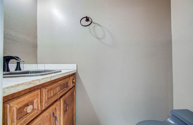 123 W Circle Drive, Baytown, TX 77521