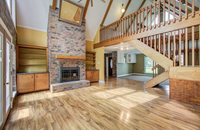 123 W Circle Drive, Baytown, TX 77521
