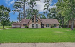 123 W Circle Drive, Baytown, TX 77521