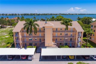 2950 SE Ocean Boulevard 109-101, Stuart, FL 34996