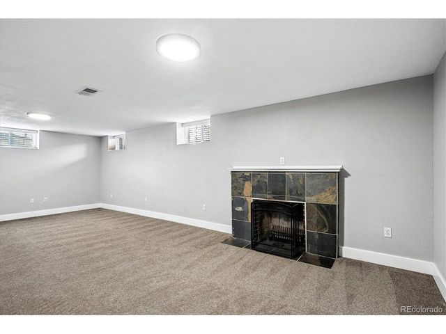 3065 Bellaire St, Denver, CO 80207