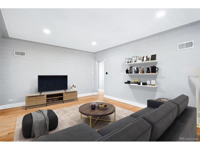 3065 Bellaire St, Denver, CO 80207