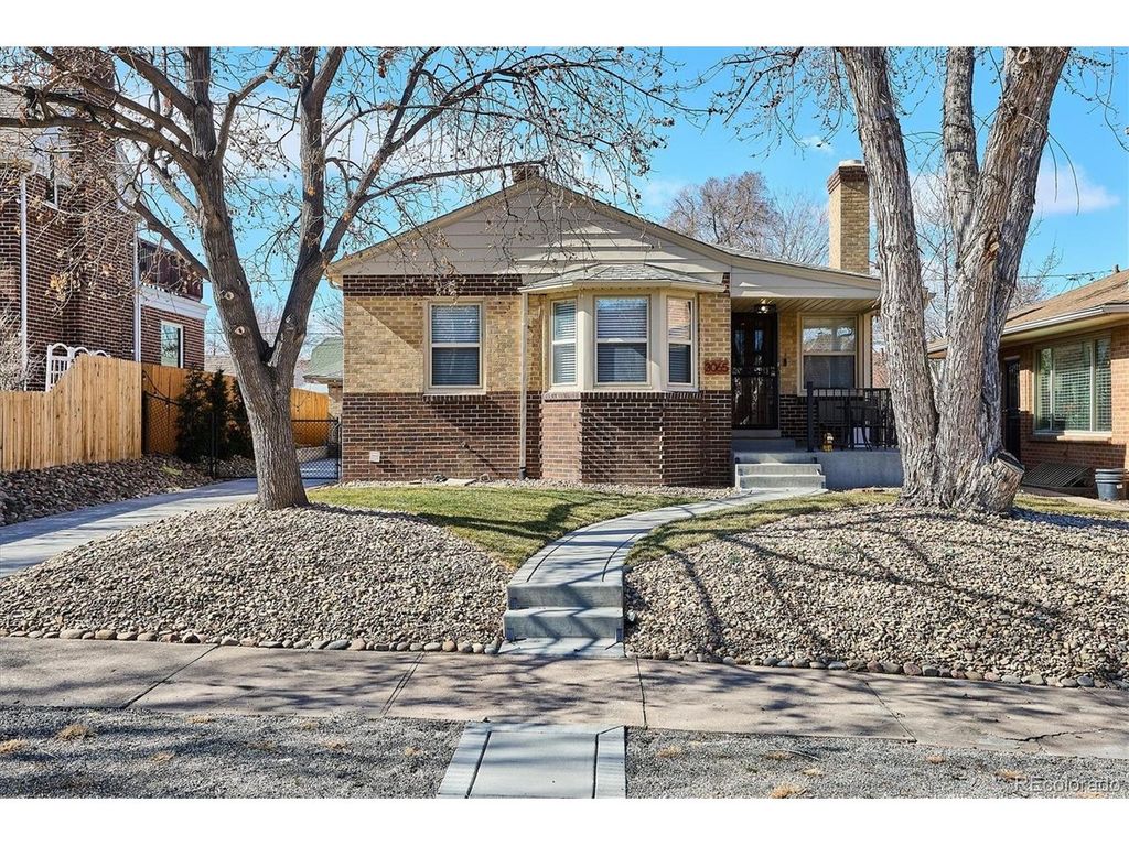 3065 Bellaire St, Denver, CO 80207