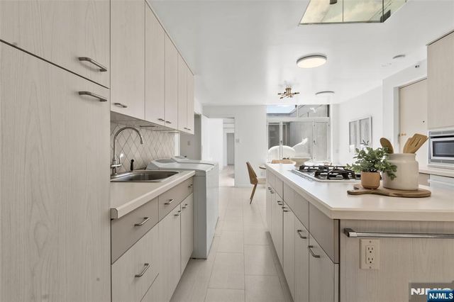 1 Horizon Road PH 1, Fort Lee, NJ 07024