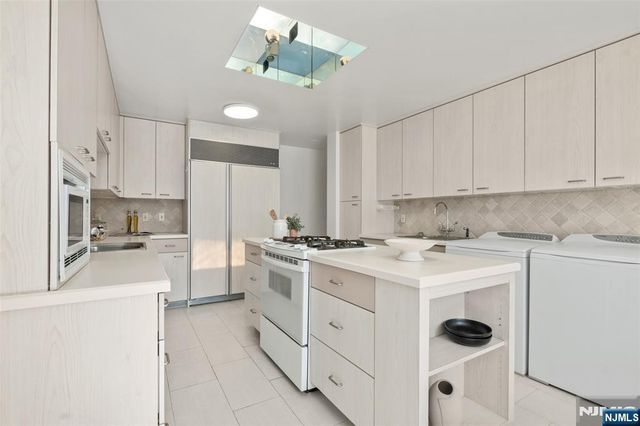 1 Horizon Road PH 1, Fort Lee, NJ 07024