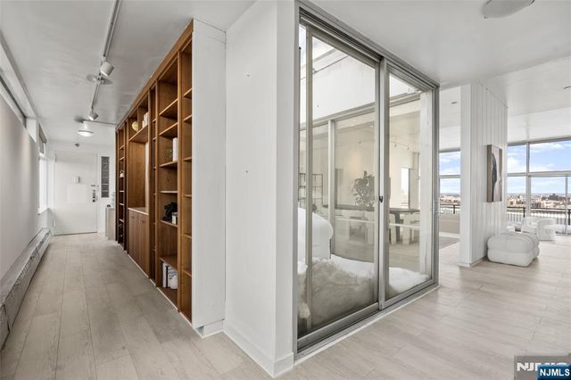 1 Horizon Road PH 1, Fort Lee, NJ 07024