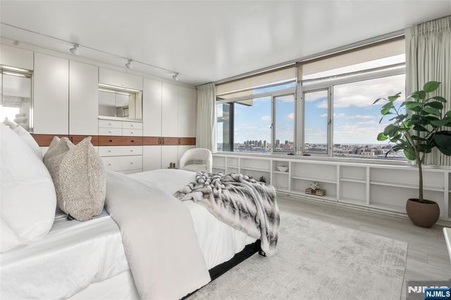 1 Horizon Road PH 1, Fort Lee, NJ 07024