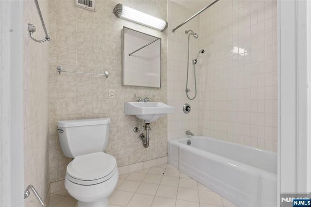 1 Horizon Road PH 1, Fort Lee, NJ 07024