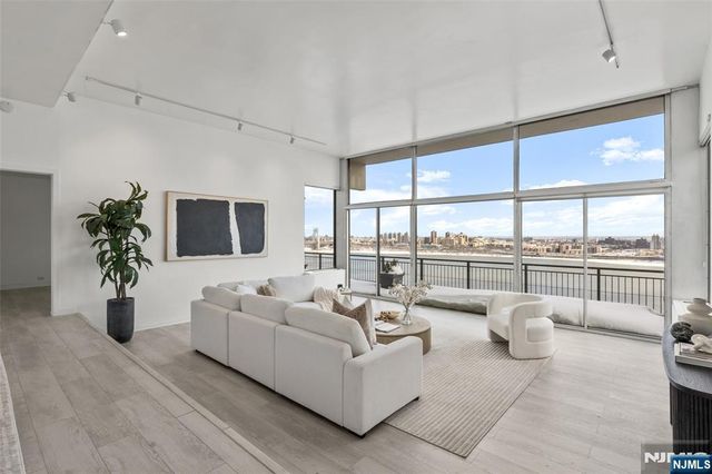 1 Horizon Road PH 1, Fort Lee, NJ 07024