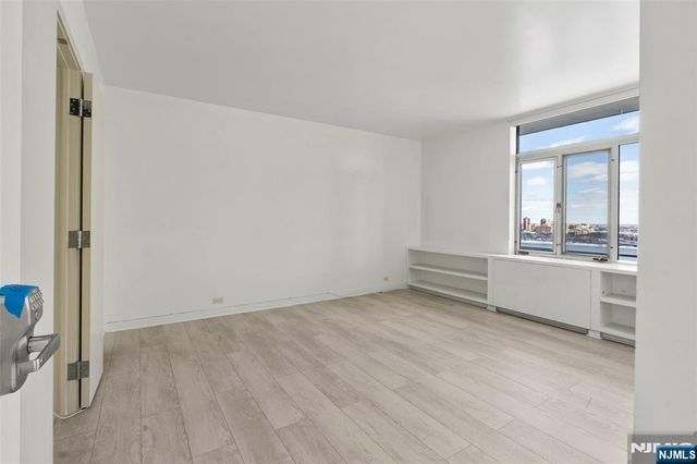 1 Horizon Road PH 1, Fort Lee, NJ 07024