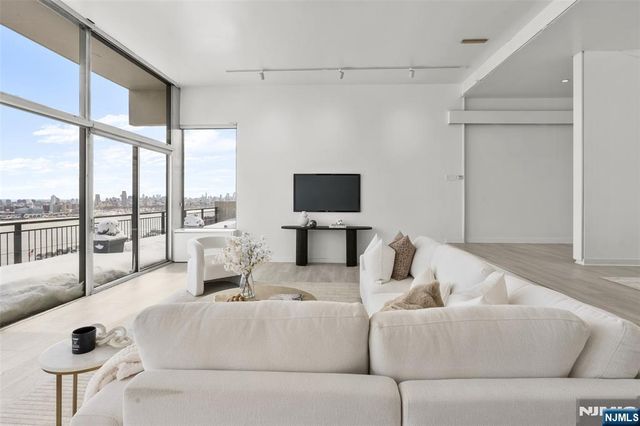 1 Horizon Road PH 1, Fort Lee, NJ 07024