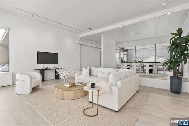 1 Horizon Road PH 1, Fort Lee, NJ 07024