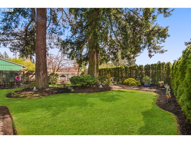 12605 Se HOLGATE Blvd, Portland, OR 97236