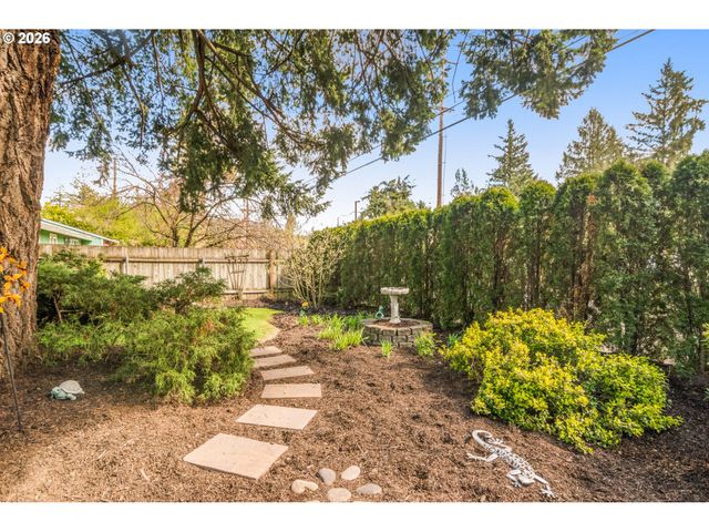 12605 Se HOLGATE Blvd, Portland, OR 97236