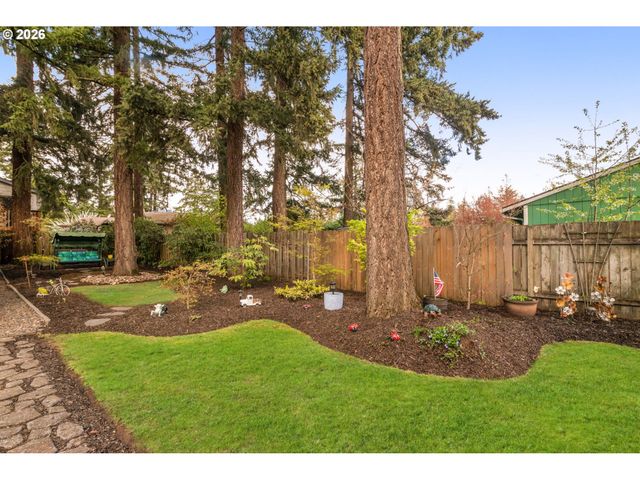 12605 Se HOLGATE Blvd, Portland, OR 97236