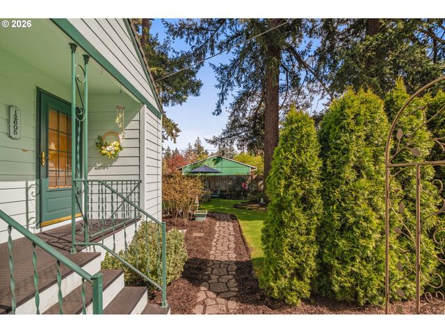 12605 Se HOLGATE Blvd, Portland, OR 97236