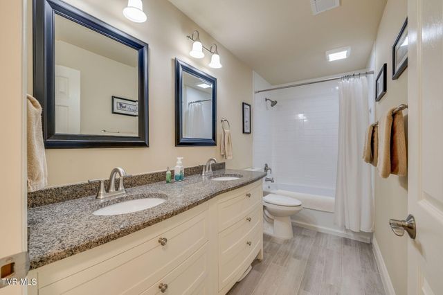 4116 Fox Run Court, Kingsport, TN 37664