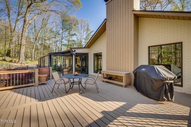 4116 Fox Run Court, Kingsport, TN 37664