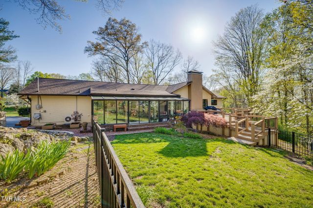 4116 Fox Run Court, Kingsport, TN 37664