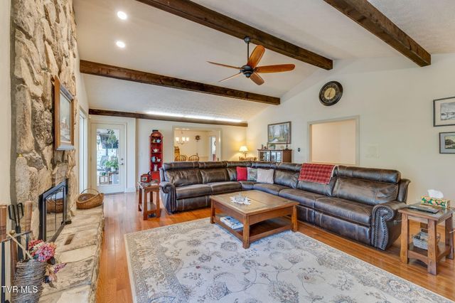 4116 Fox Run Court, Kingsport, TN 37664