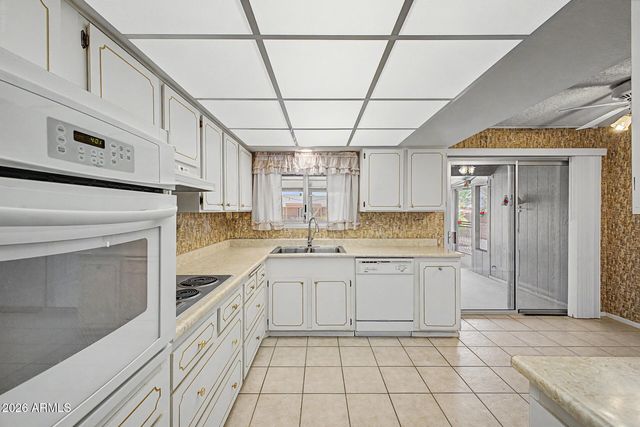 12443 W MARBLE Drive, Sun City West, AZ 85375