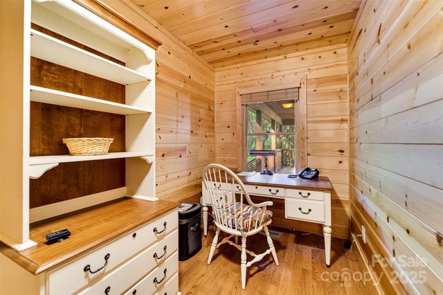 25 Black Oak Drive, Hayesville, NC 28904