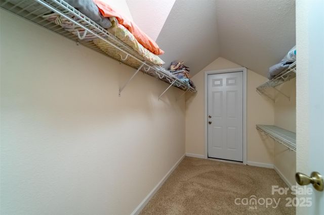 25 Black Oak Drive, Hayesville, NC 28904