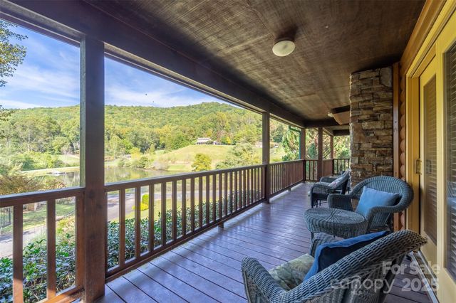 25 Black Oak Drive, Hayesville, NC 28904