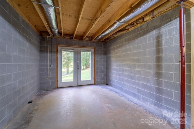 25 Black Oak Drive, Hayesville, NC 28904