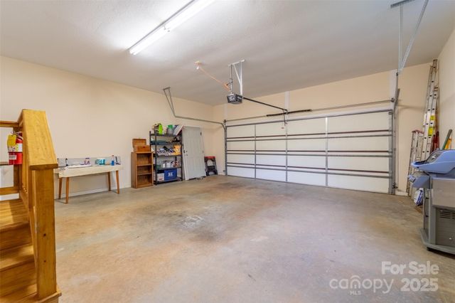 25 Black Oak Drive, Hayesville, NC 28904