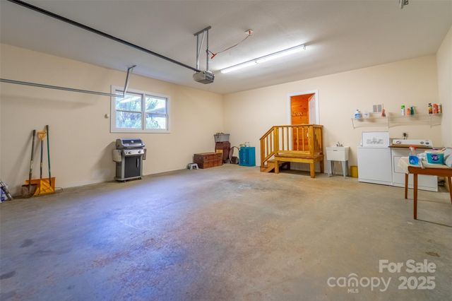 25 Black Oak Drive, Hayesville, NC 28904