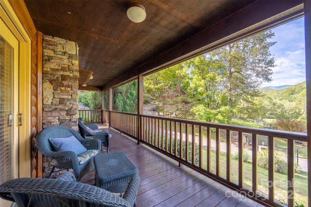 25 Black Oak Drive, Hayesville, NC 28904