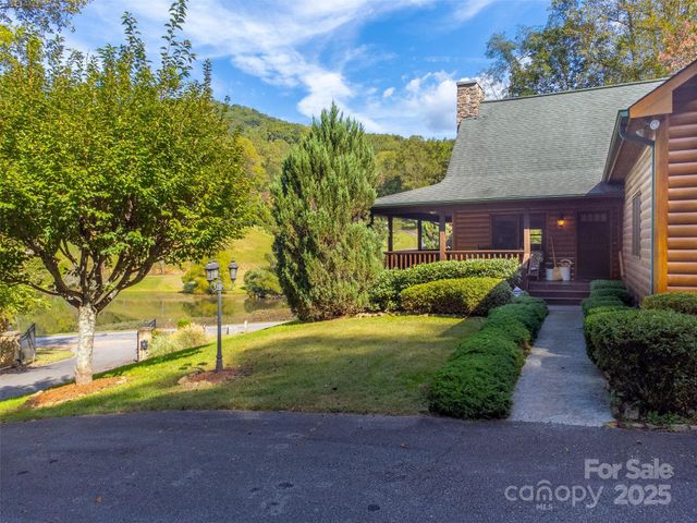 25 Black Oak Drive, Hayesville, NC 28904