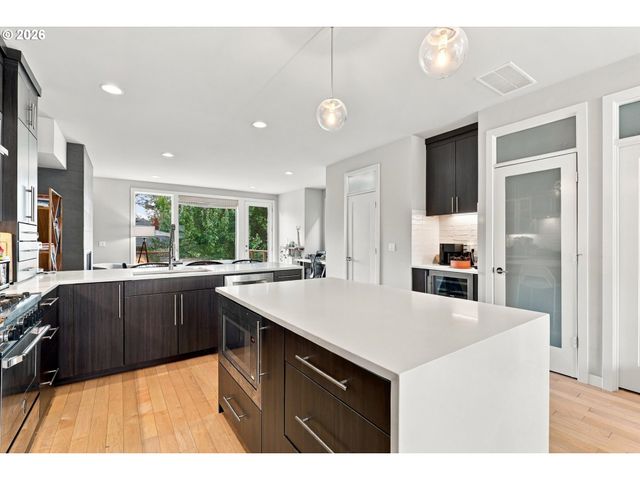 3918 Se 34TH Ave, Portland, OR 97202