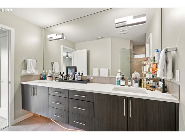 3918 Se 34TH Ave, Portland, OR 97202