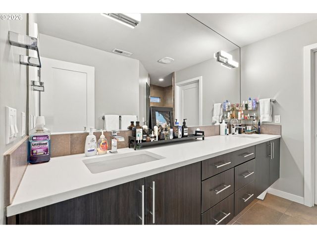 3918 Se 34TH Ave, Portland, OR 97202