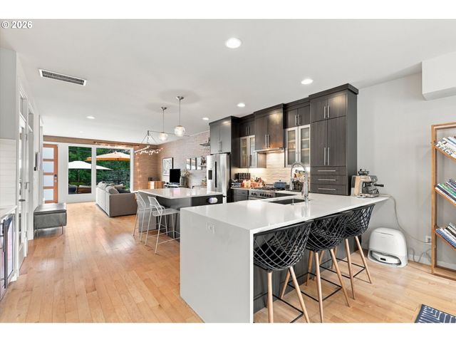 3918 Se 34TH Ave, Portland, OR 97202
