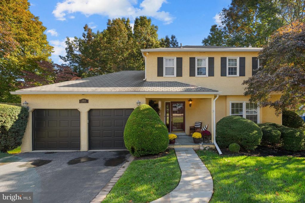 144 EATON DR, Wayne, PA 19087