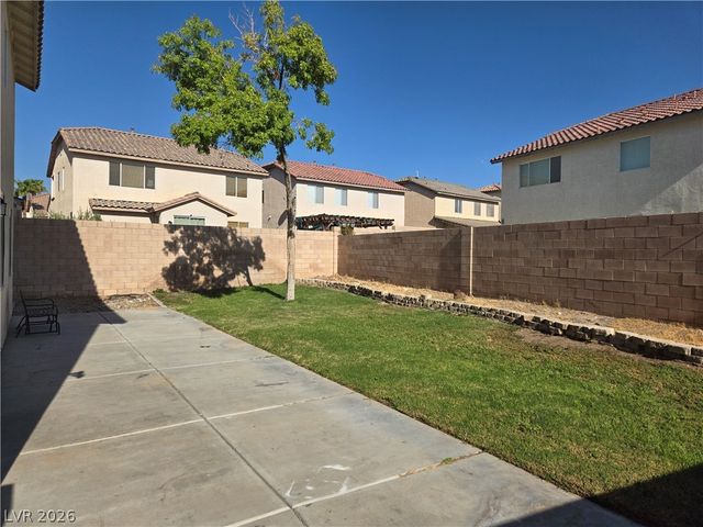 8350 Sterling Harbor Court, Las Vegas, NV 89117